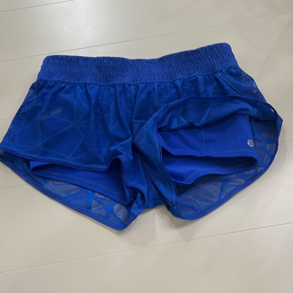 Lululemon shorts - Picture 7 of 12